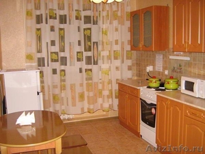 Сдам 3-х комнатную квартиру в городе Кирове посуточно - Изображение #1, Объявление #804700